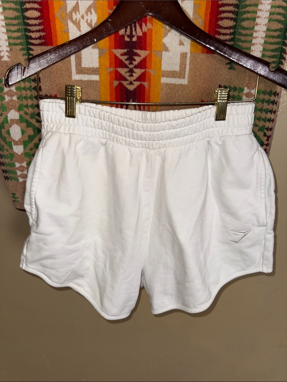 White Gymshark shorts women’s size medium- like new